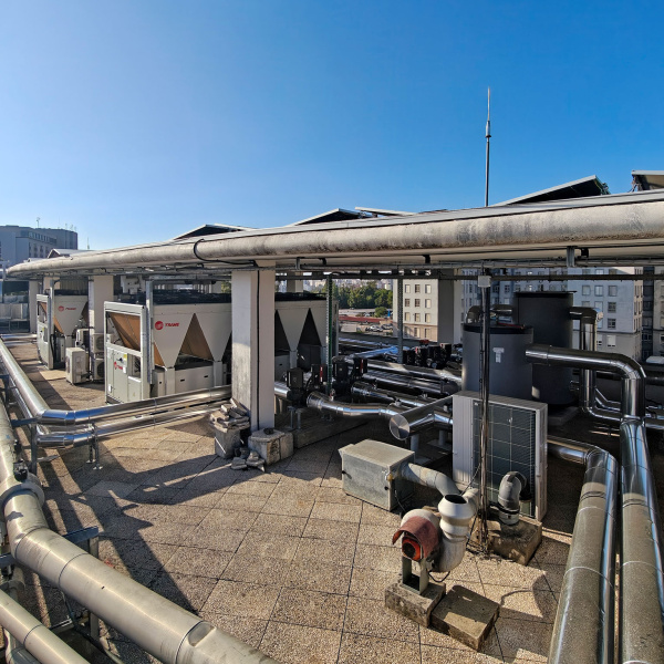 zona técnica AVAC edificio Egas Moniz